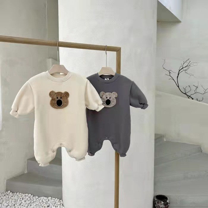 ملابس أطفال حديثي الولادة لطيفة