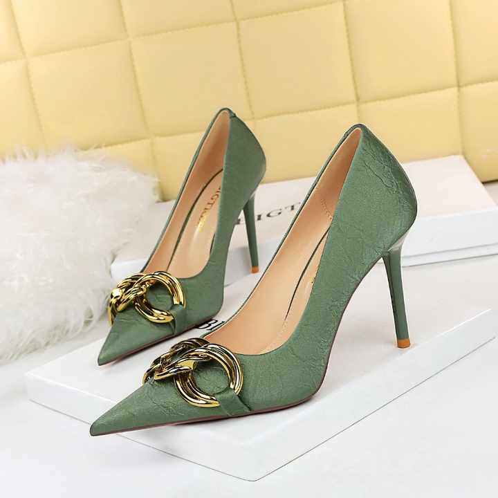 Women's heel