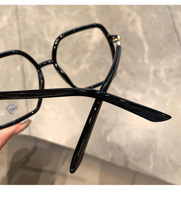 Women's glasses