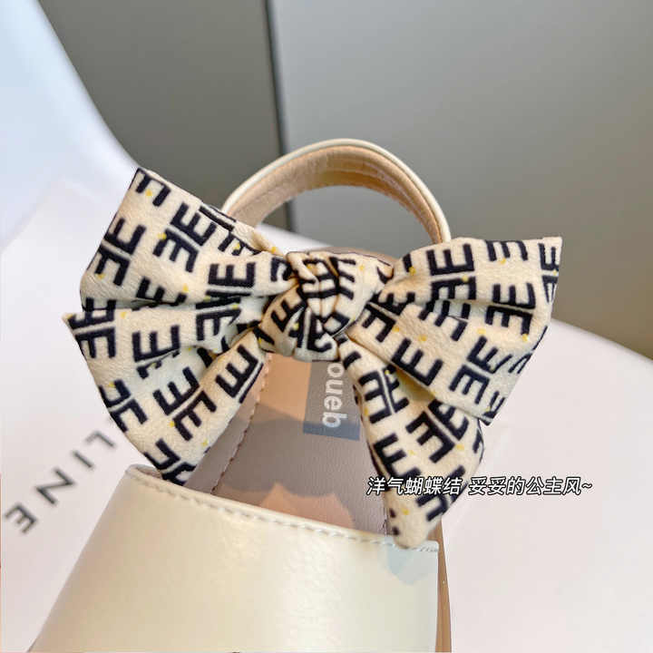 girls flat sandal
