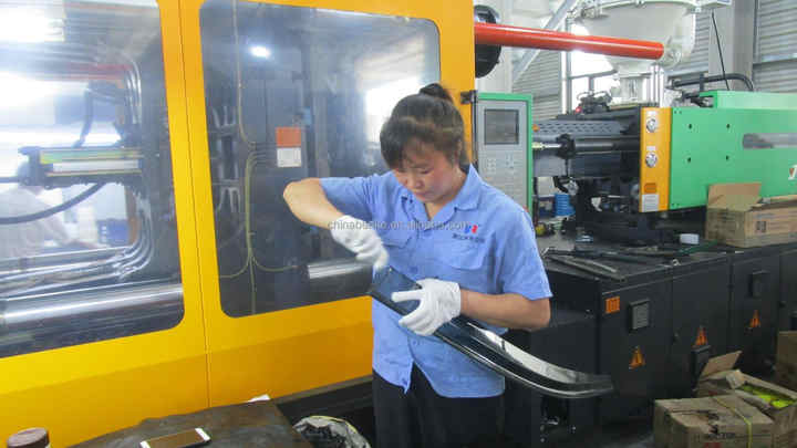 Car Window Wind Deflector for Toyota Crown Kluger