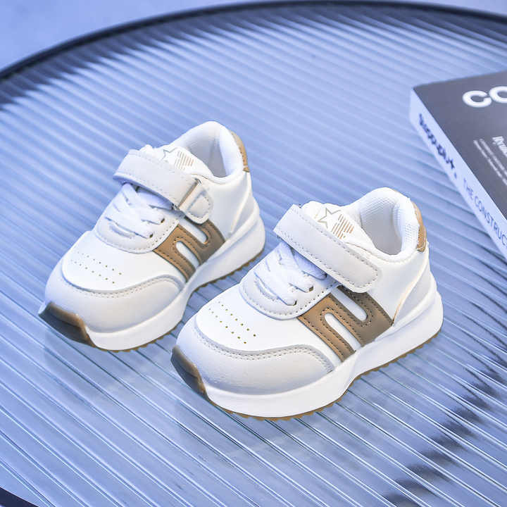 حذاء رياضي اولاد