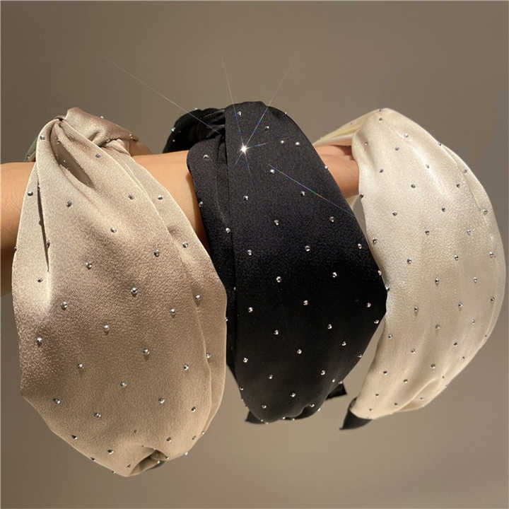 عصابة رأس نسائية ملونة ومثقوبة من نسيج حجر . Women's Colorful Hollow Out Rhinestone Headband