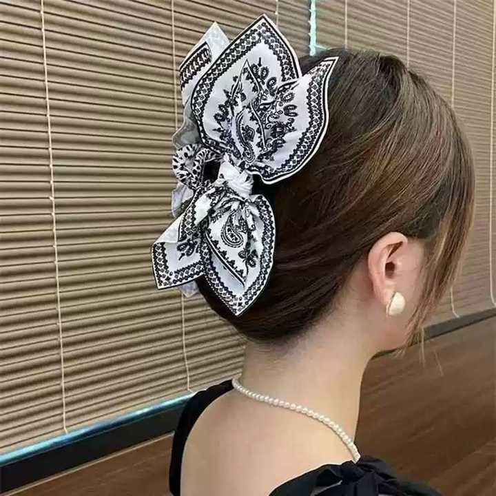 مشابك شعر - Hair Clips