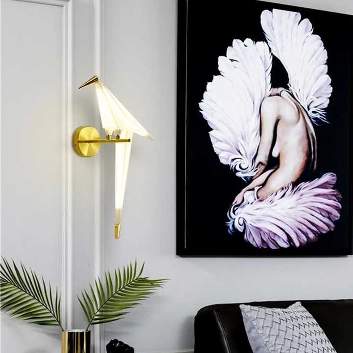 مصباح حائط العقعق، مصباح