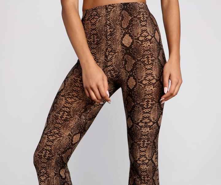 طقم نسائي , Women's set