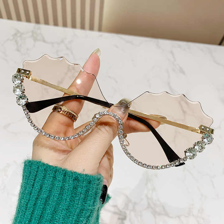 نظارات شمسية نسائية Gold Women's Sunglasses