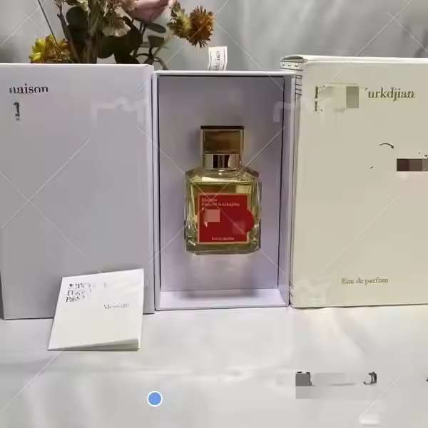 Dubai Luxury Red Baccaratt