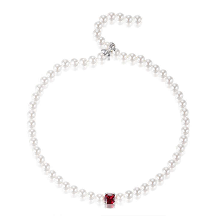 قلادات نسائيه