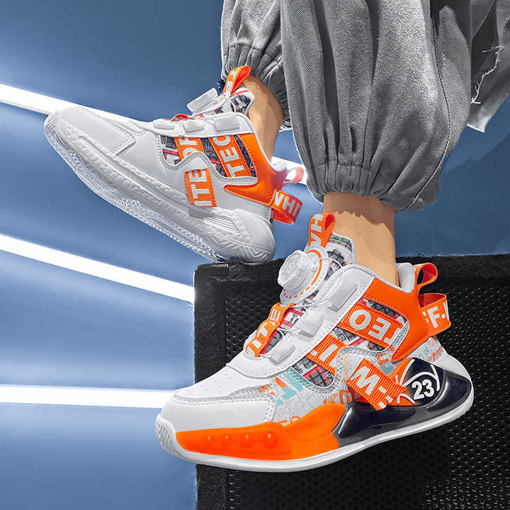Great kids running shoes with breathable rubber sole suitable for spring walking and casual style fashion