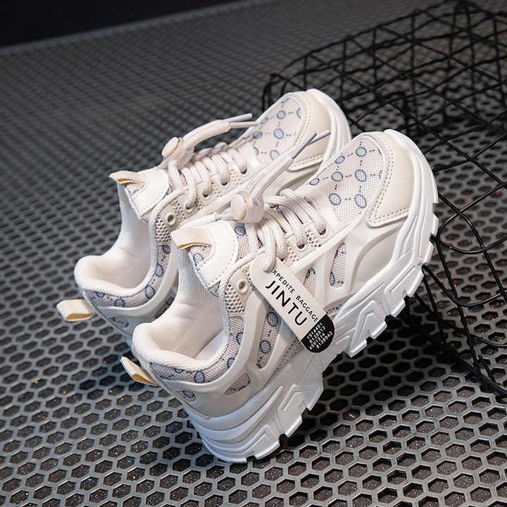 Girls' lightweight sneakers