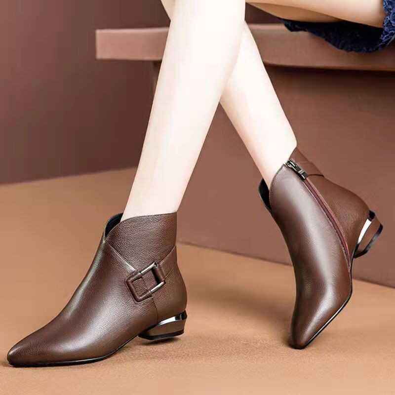 Women's shoes