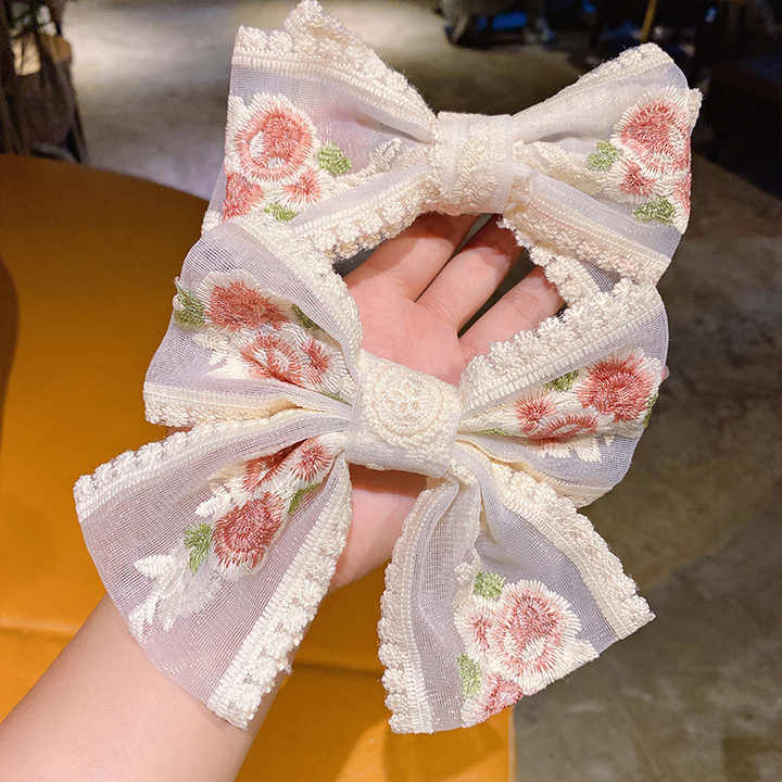 مستلزمات الشعر