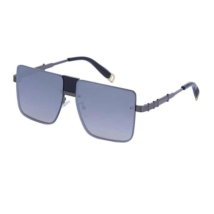 oversized sunglasses