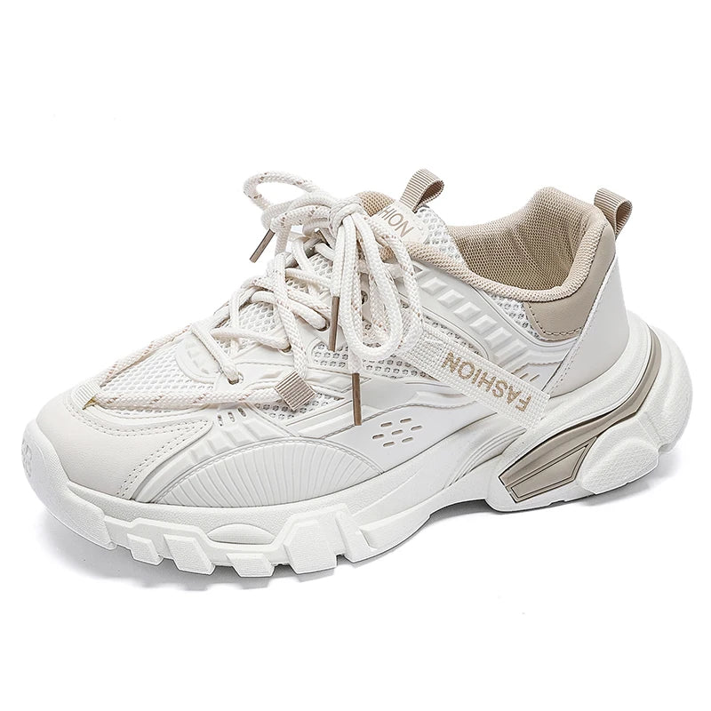 أحذية رياضية نسائية