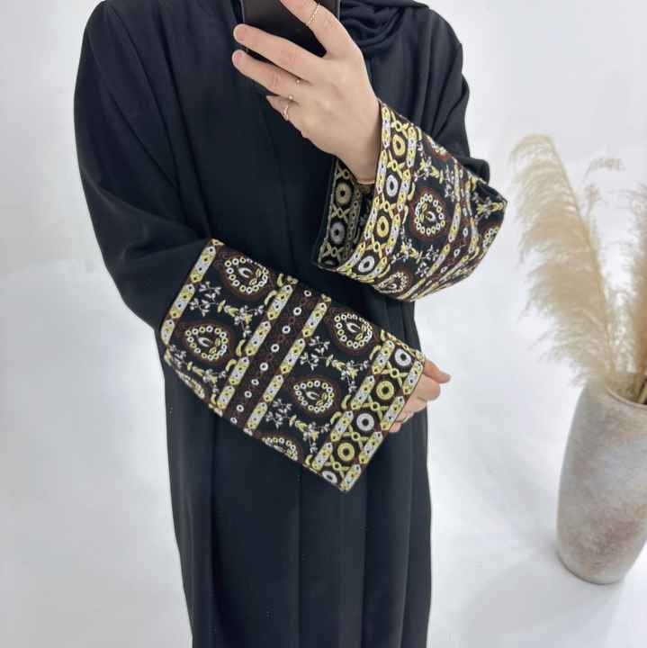 black abaya