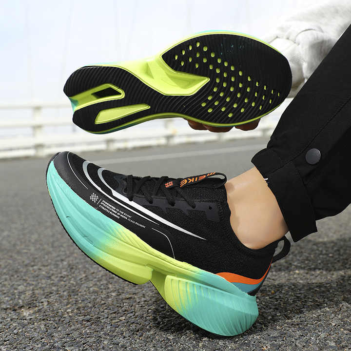 Men's Running Shoes
