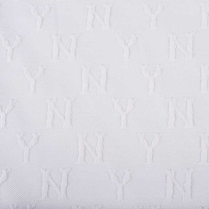 أقمشة جاكار بيضاء