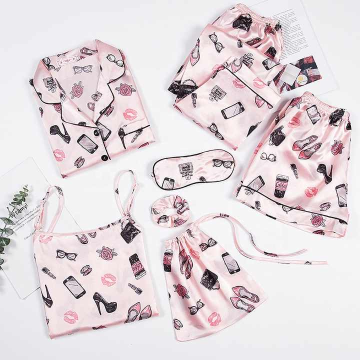 Women's sleepwear