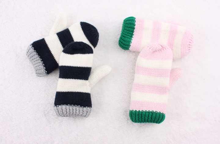Children's winter hats with hood