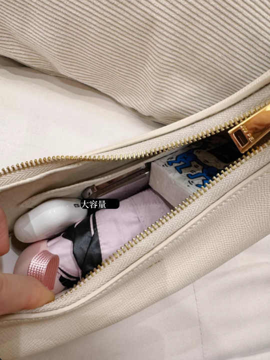 حقائب يد نسائية فاخرة من الجلد الأصلي مصممة خصيصًا للنساء