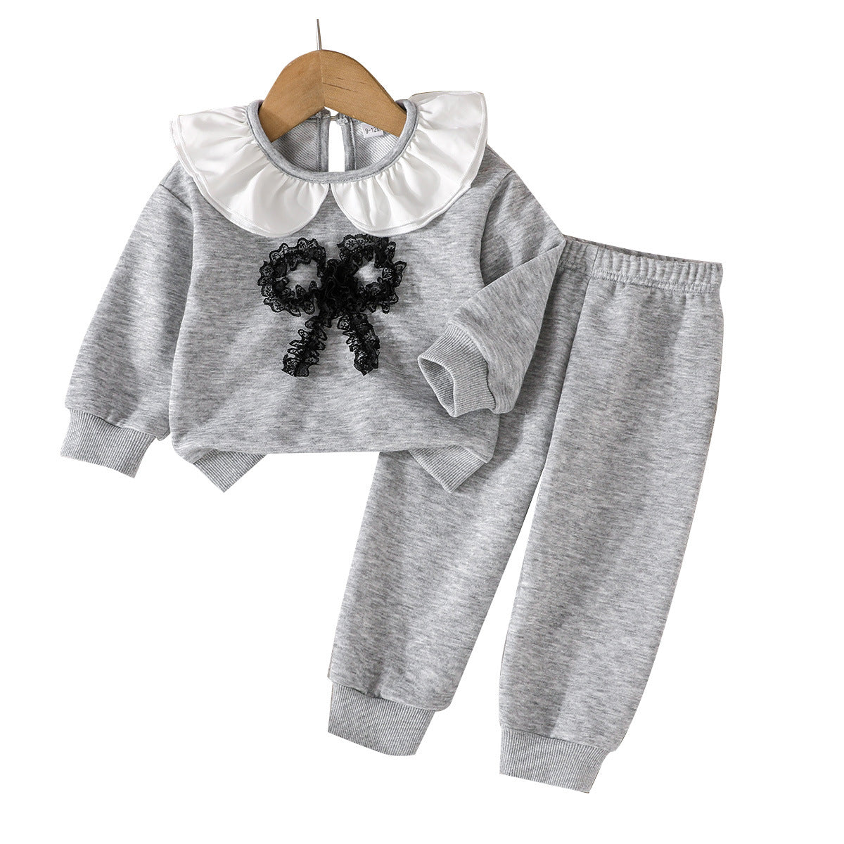 ملابس بنات صغار