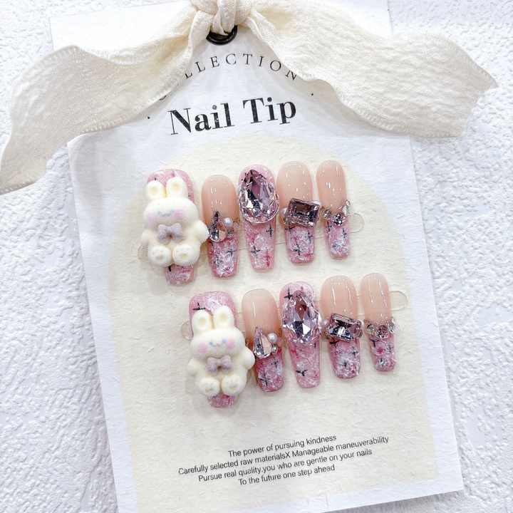Artificial nails