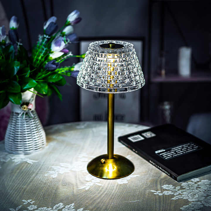مصابيح طاولة لغرفة