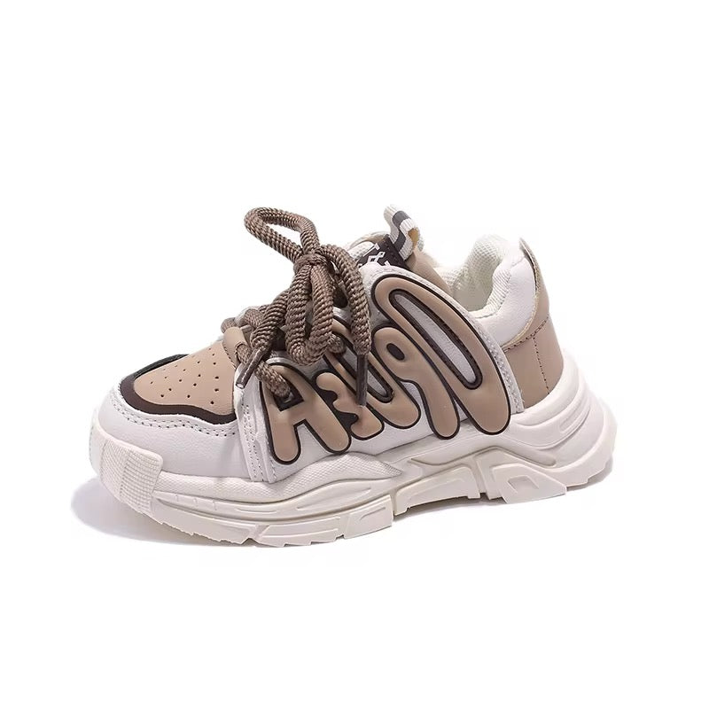 Girls' casual sneakers
