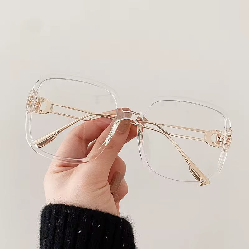 نظارات شمسيه نسائيه