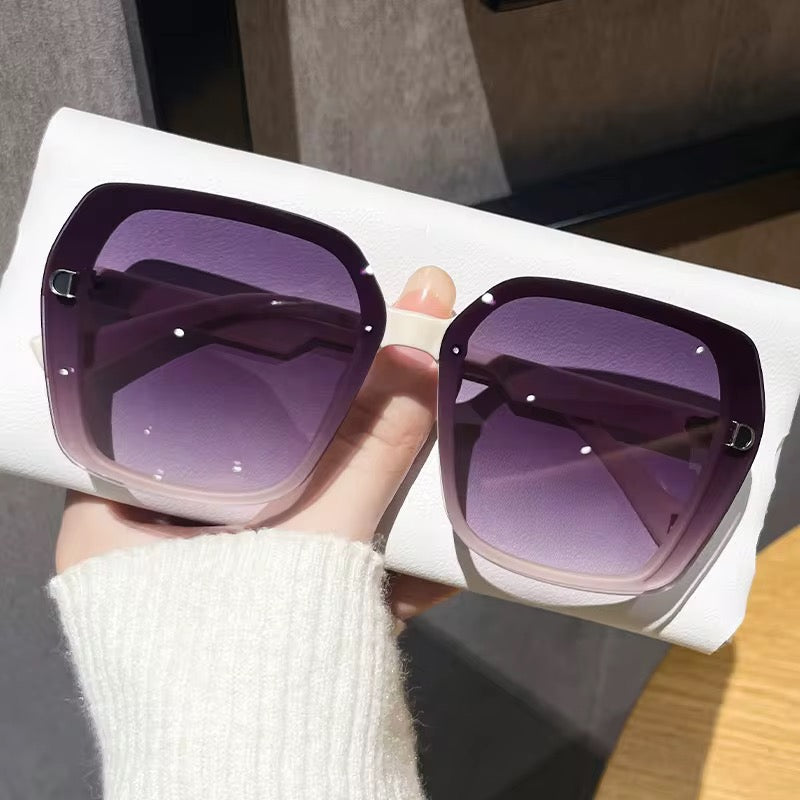 Modern and luxurious women's sunglasses