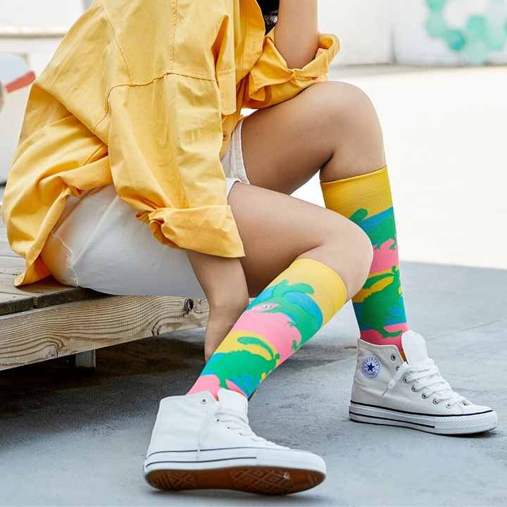 Breathable and Sustainable Knitted Technique for Cute Animal Print Knee High Compression Socks 