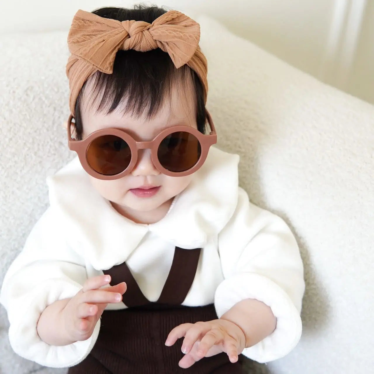 Hair accessories, girls' glasses, and hair tie 