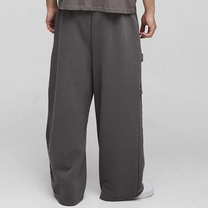 بنطلون رياضي رجالي واسع الساق مستقيم . Men's Custom Wide Leg Straight