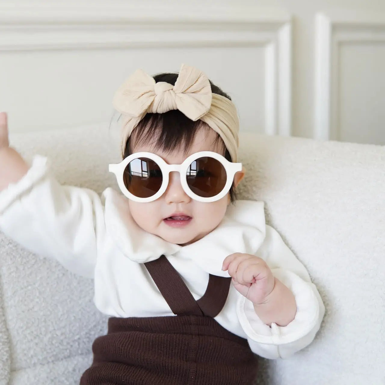 Hair accessories, girls' glasses, and hair tie 