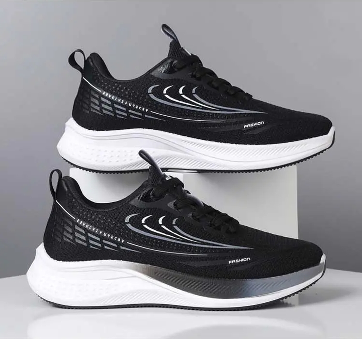 casual sneakers 