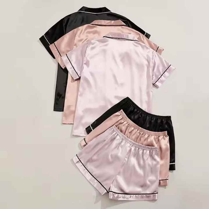 ملابس نوم نسائية  Women's Sleepwear