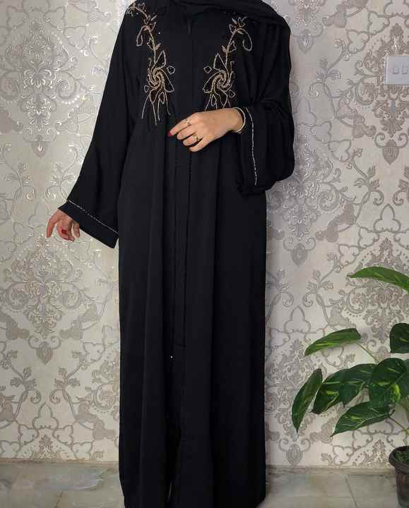 عبايه  سودا نسائيه