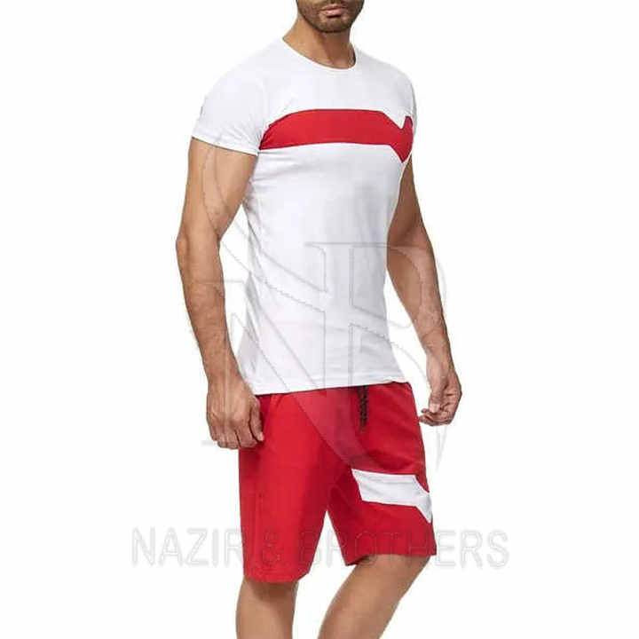 ملابس رجالية مريحة من ماركات الملابس