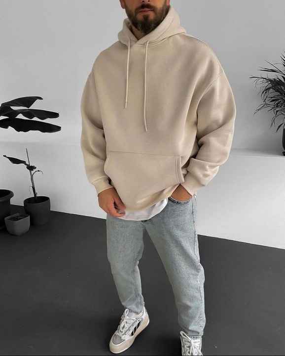 Hoodies and sweatshirts 