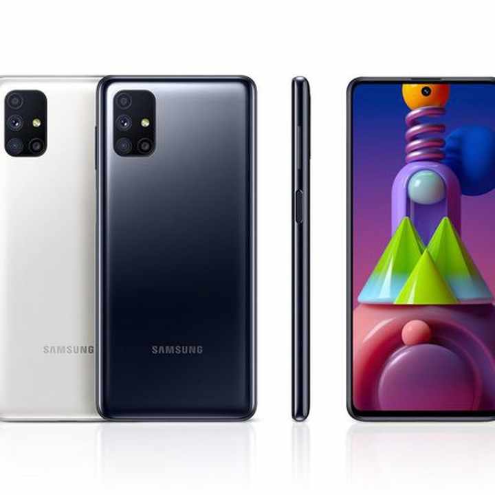 Ready to ship 5G smartphones at a low price 