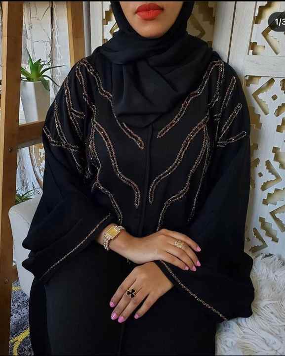Traditional black abaya 