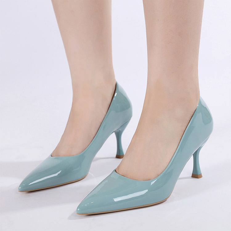 Women's shoes 