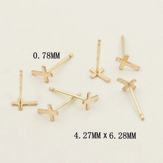 gold stud earrings 