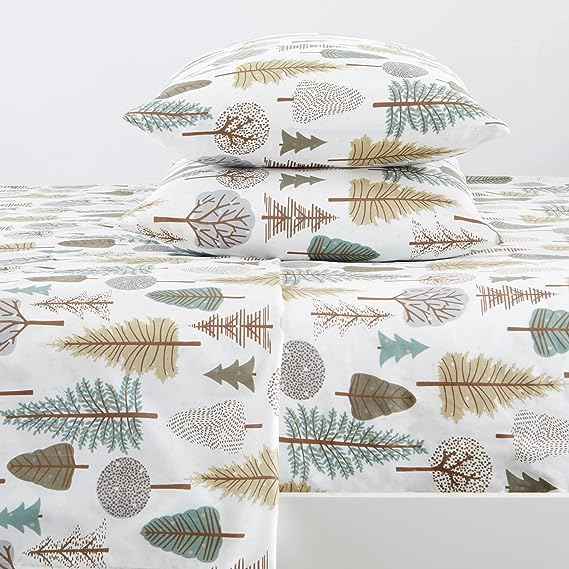 Ultra-soft microfiber lodge print 4-piece sheet set. 