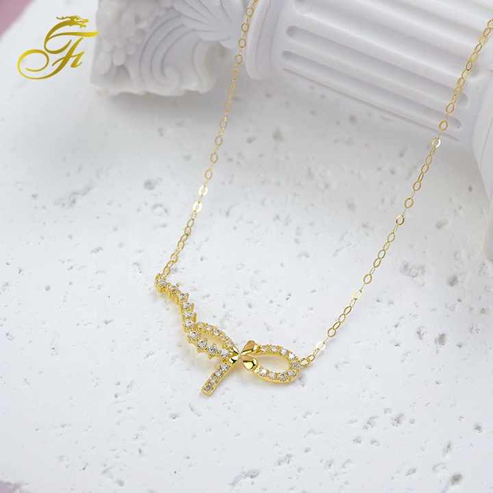 Luxury diamond necklace 