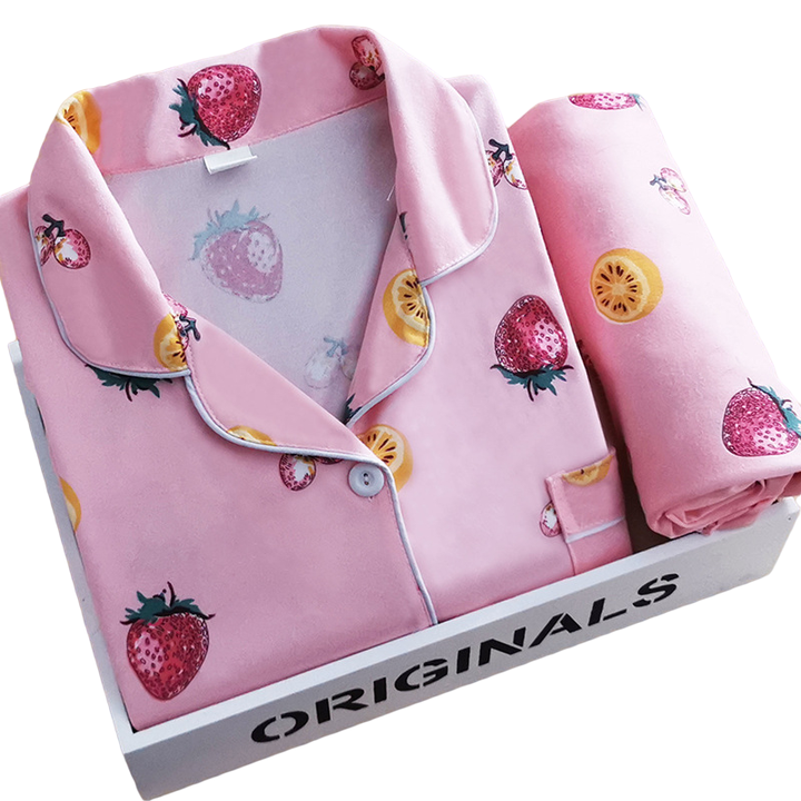 Women's pajamas 