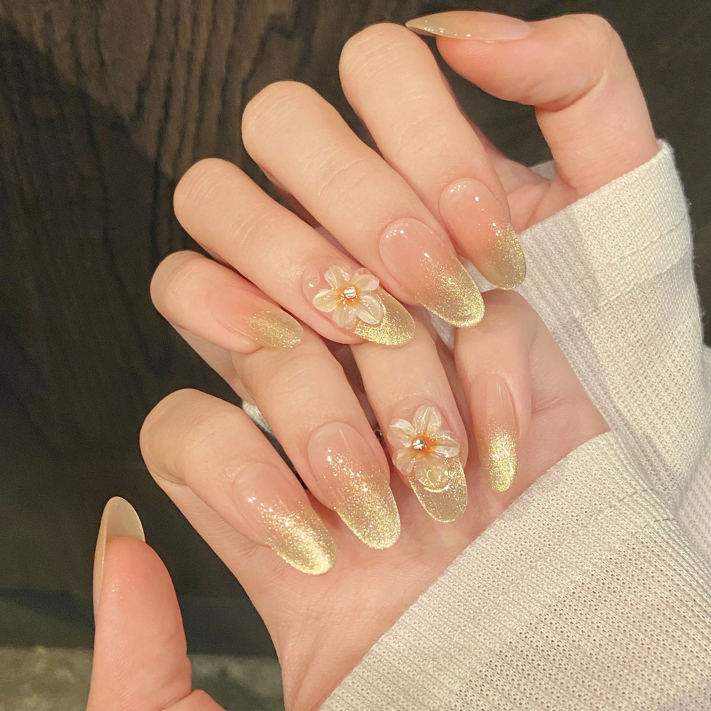 Hand nails - artificial nails 