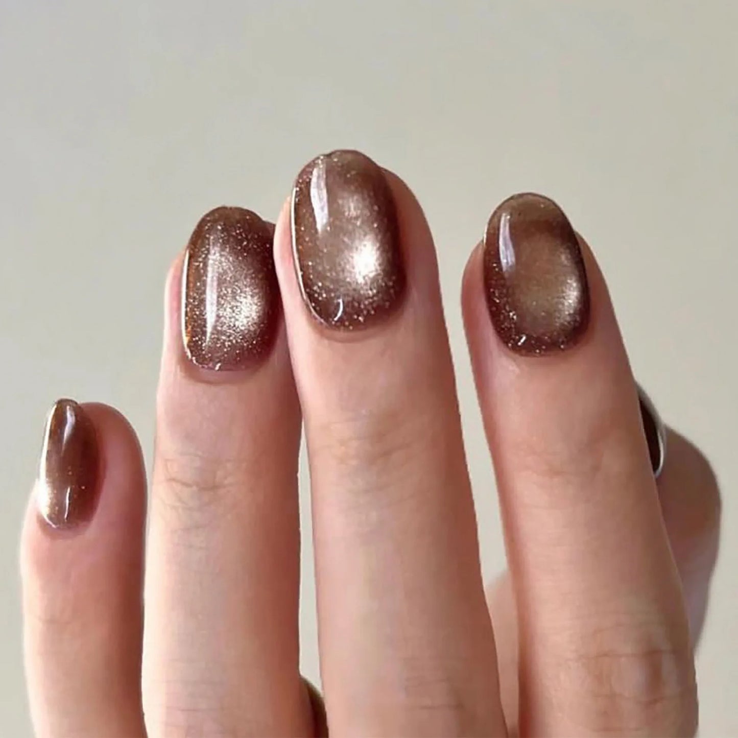 nails - fingernails 