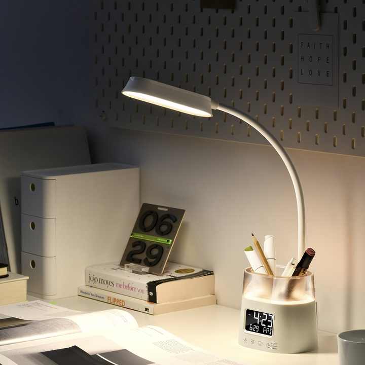 Modern alarm clock design